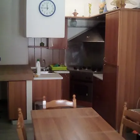 Nonna Pedra 民宿 阿沃拉